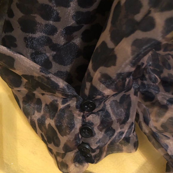 Fab’rik leopard print balloon sleeves wrap top - Picture 9 of 10